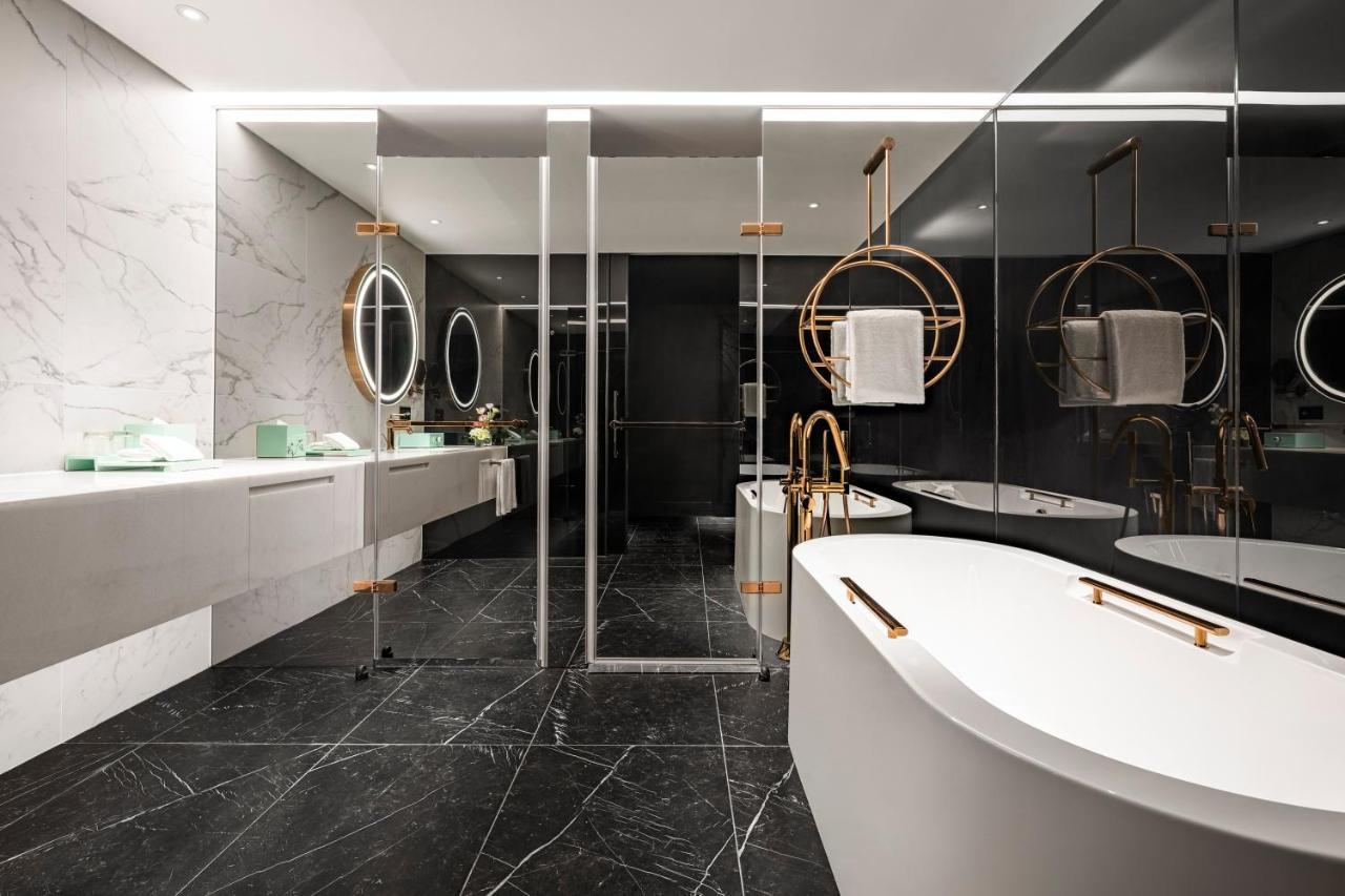 Le Meridien Taizhong Zewnętrze zdjęcie Bathroom interior design
