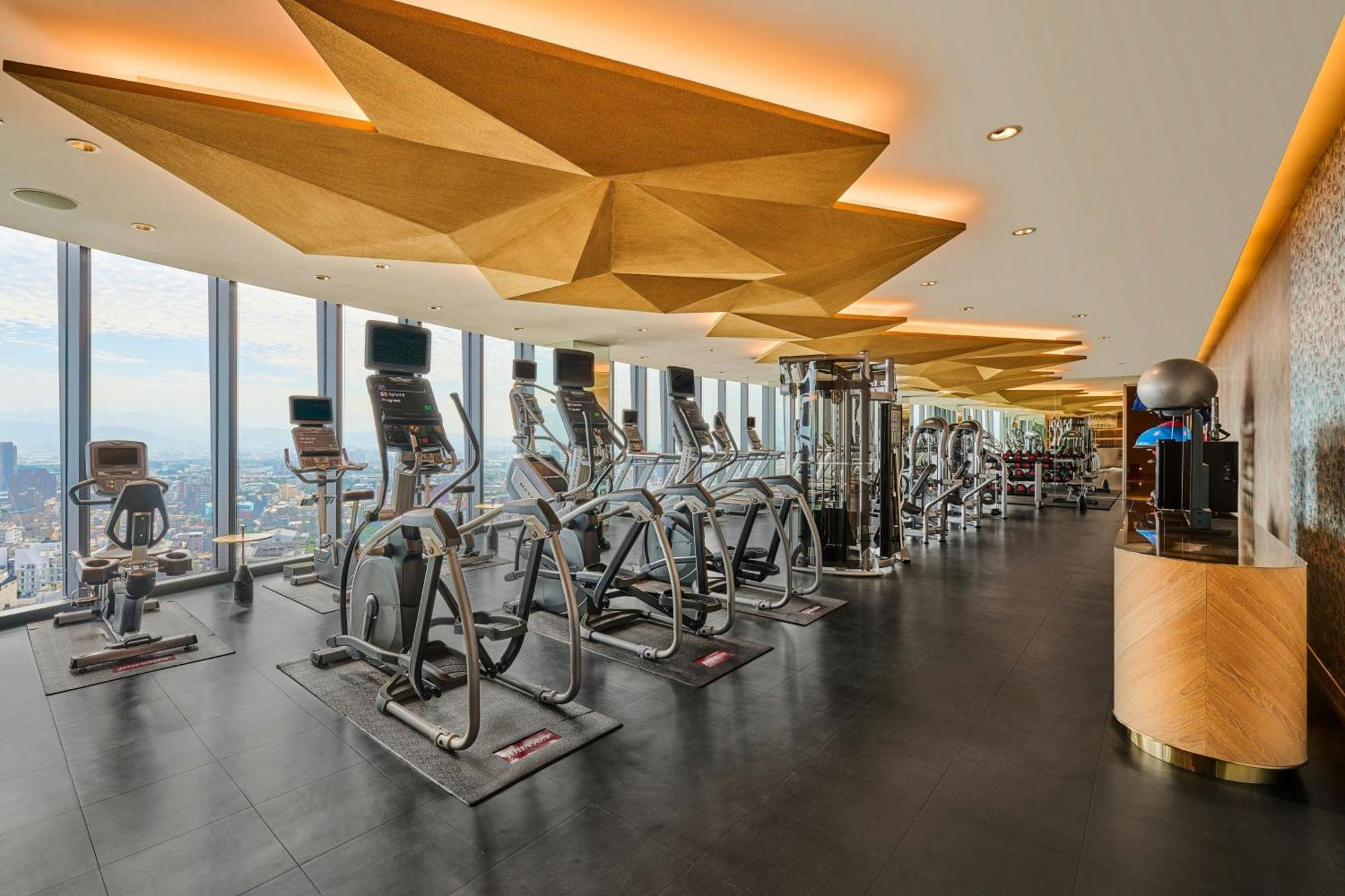 Le Meridien Taizhong Zewnętrze zdjęcie The gym at The Landmark